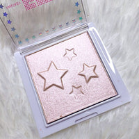 Wet n Wild Fantasy Maker Highlighter Halo Effect Wet n Wild Fantasy Maker Highlighter Halo Effect