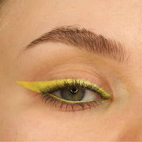 Makeup Revolution Streamline Waterline Eyeliner Pencil Group-Yellow