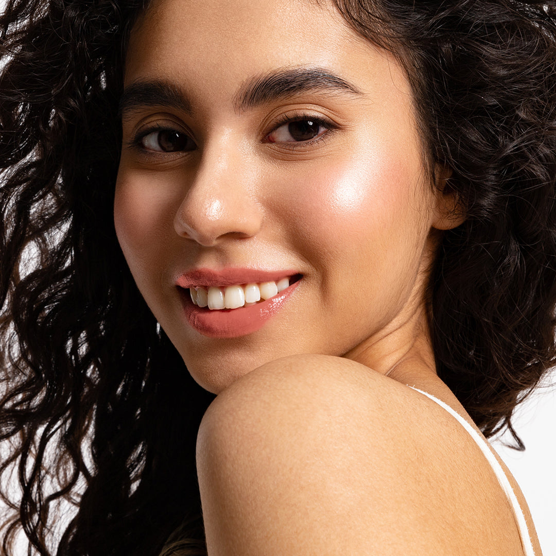 Absolute New York Glassy Dew Tinted Lip Balm Absolute New York Glassy Dew Tinted Lip Balm