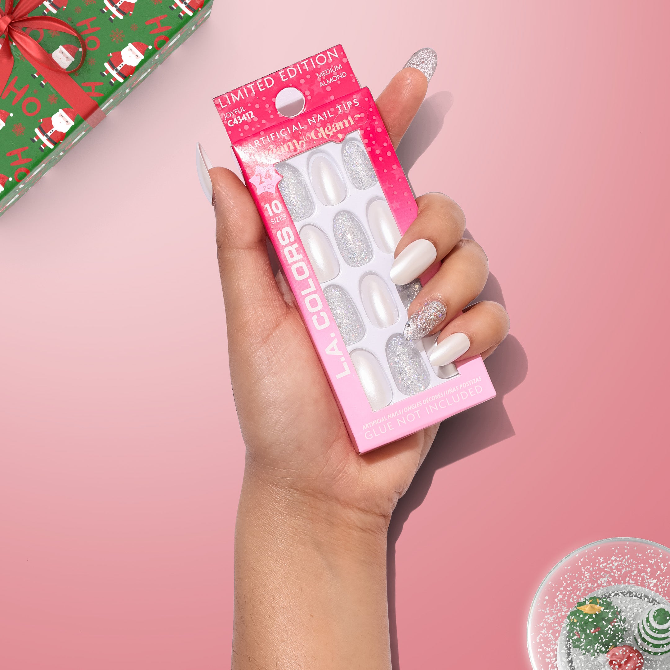 L.A. Colors 24 Pcs Artificial Nails On! Stocking Stuffer L.A. Colors 24 Pcs Artificial Nails On! Stocking Stuffer