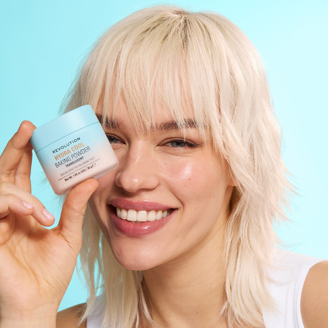 Revolution Hydra Cool Cooling Loose Baking Powder - Translucent