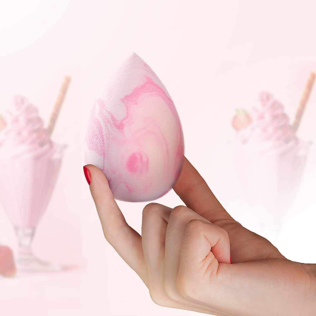 I Heart Revolution Strawberry Swirl Beauty Blender