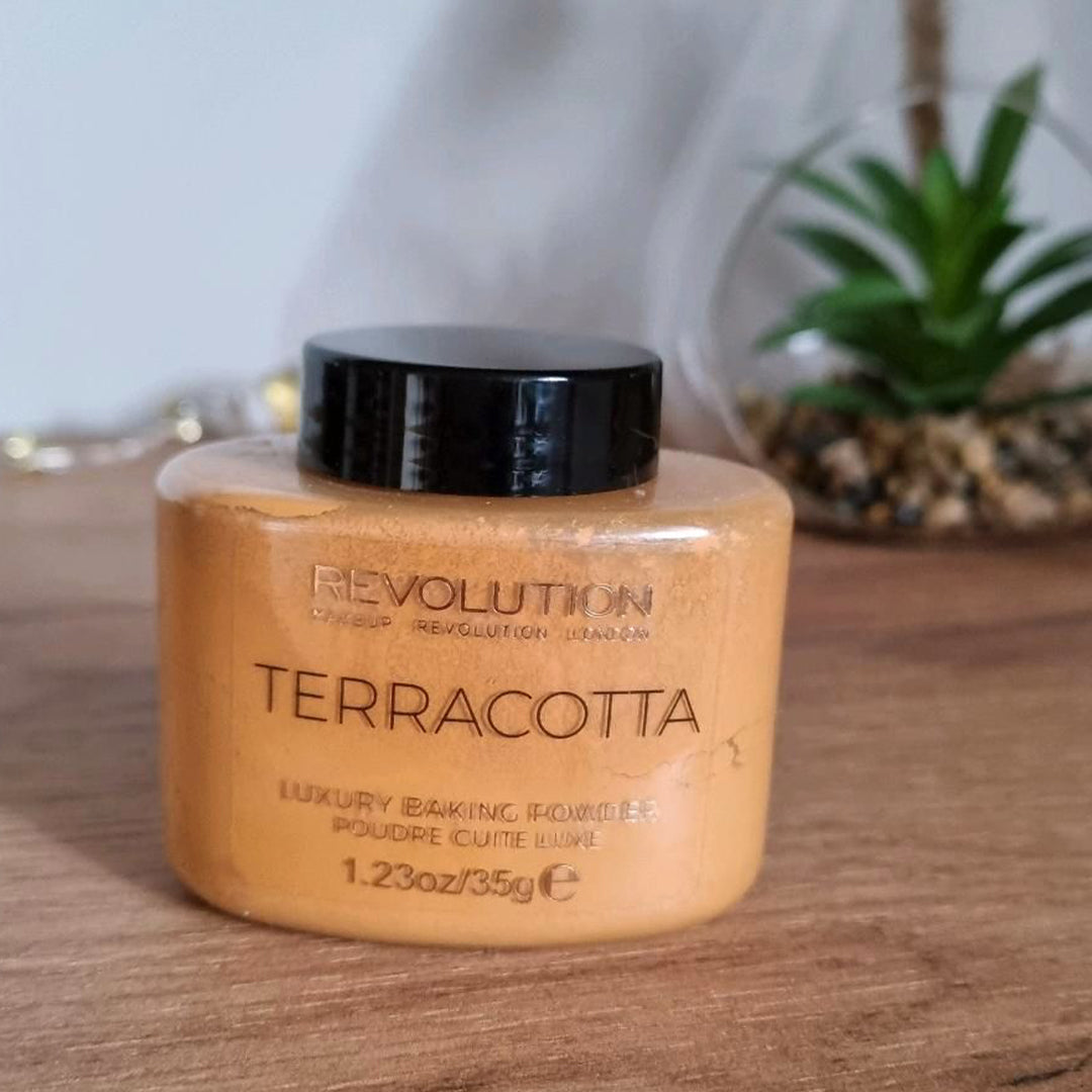 Makeup Revolution Loose Baking Powder Terracotta