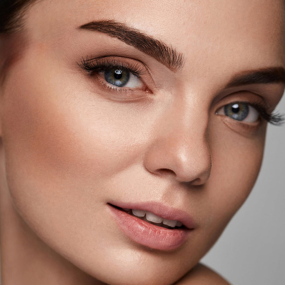 HOK Makeup Makeup Revolution Ultra Contour Palette Makeup Revolution Contour Face High Risk Highlighter Makeup revolution