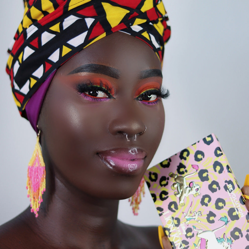 Makeup Revolution x Lion King Hakuna Matata Eyeshadow Palette