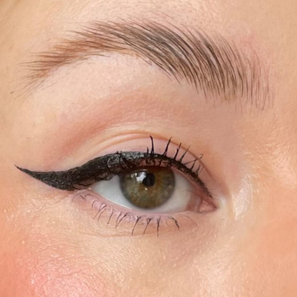 Makeup Revolution Liner Pow Liquid Eyeliner