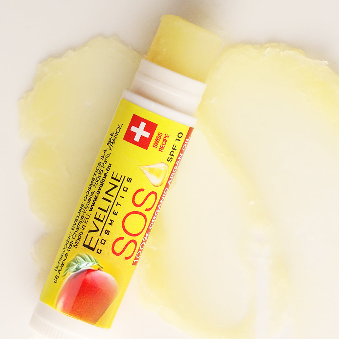 Eveline Cosmetics SOS Nourishing And Regenerating Lip Balm