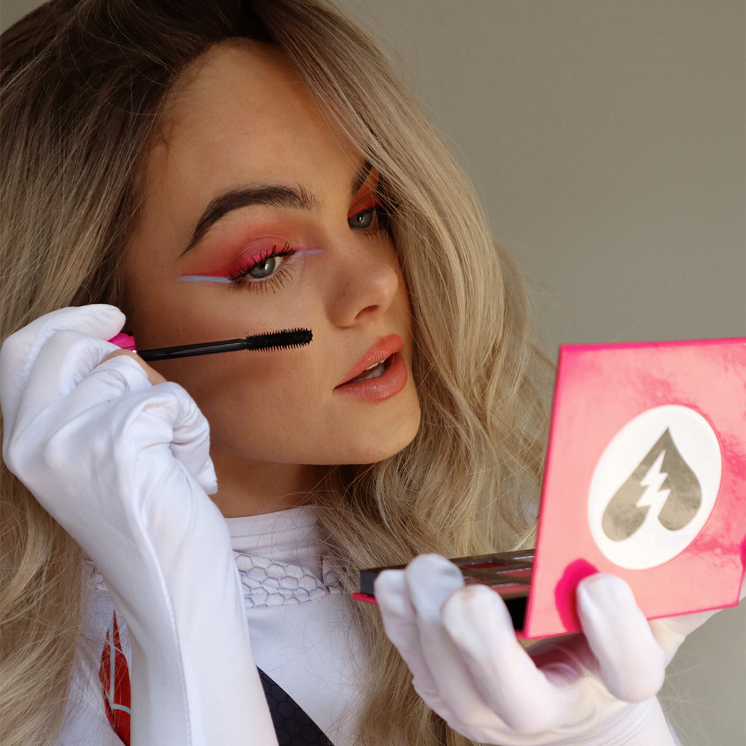 Makeup Revolution X Fortnite Cuddle Team Leader 9 Pan Shadow Palette