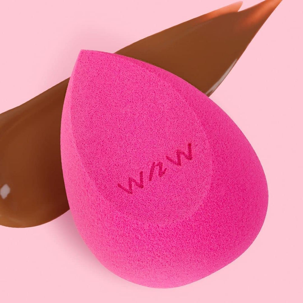 HOK Makeup Wet n Wild Makeup Sponge Applicator Wet N Wild 929B Festive Make Must Haves Makeup Pink Rs.500 - Rs.999 Sponges and Applicators Tools & Brushes Upto 15% Upto 25% Off Wet N Wild wnw_15per_29_01_21