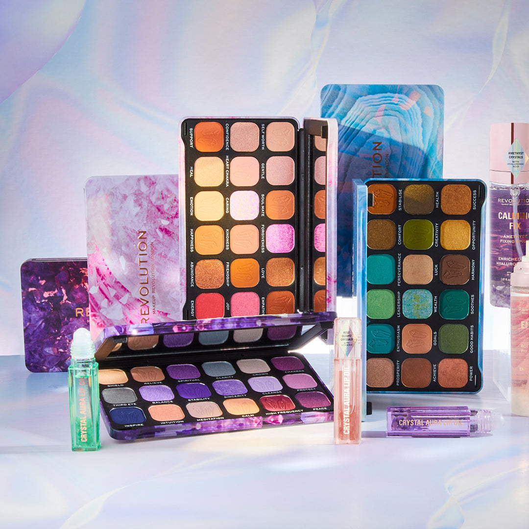 Makeup Revolution Crystal Aura Forever Flawless Shadow Palette Aventurine