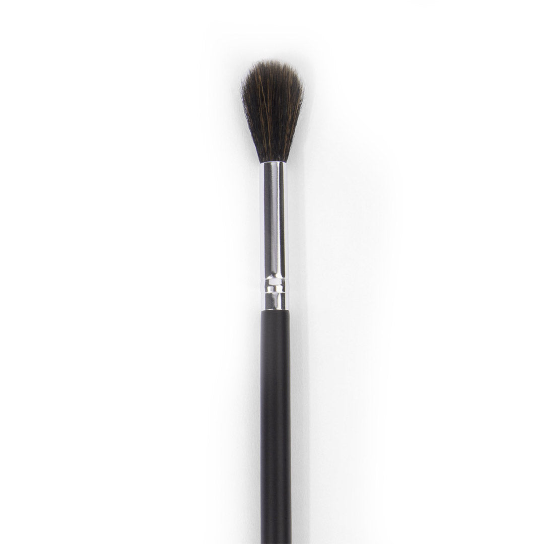 BH Cosmetics Rounded Highlighter Brush