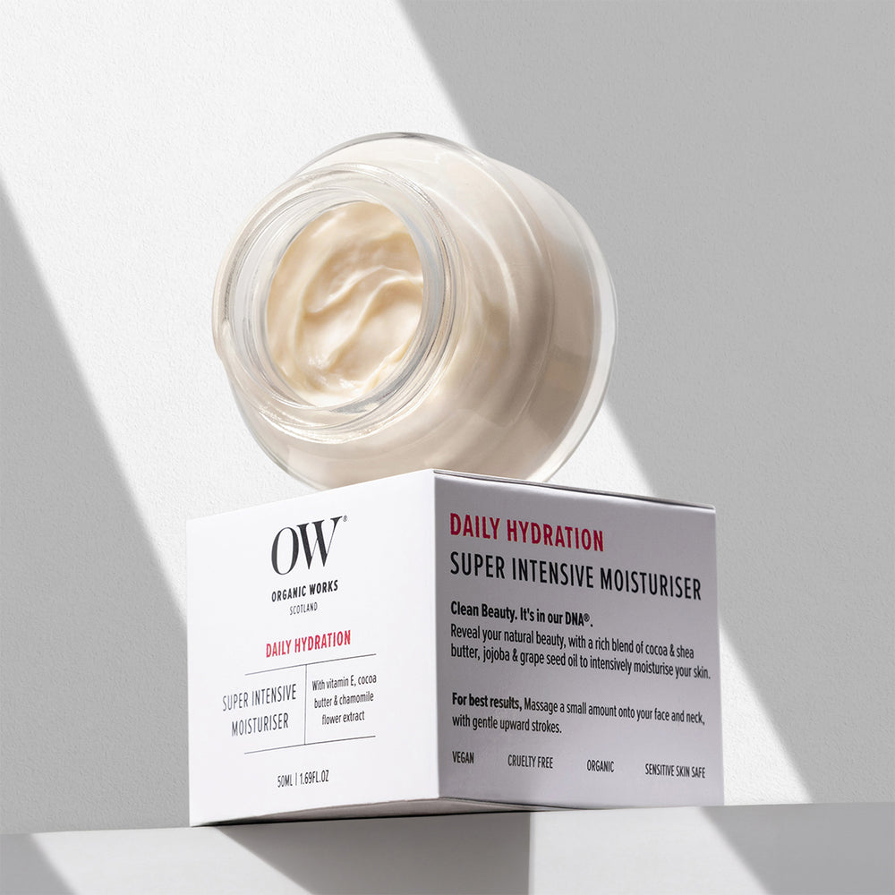 Super Intensive Moisturiser 24hr nourishment with Grape Seed & Shea Butter- 50ml