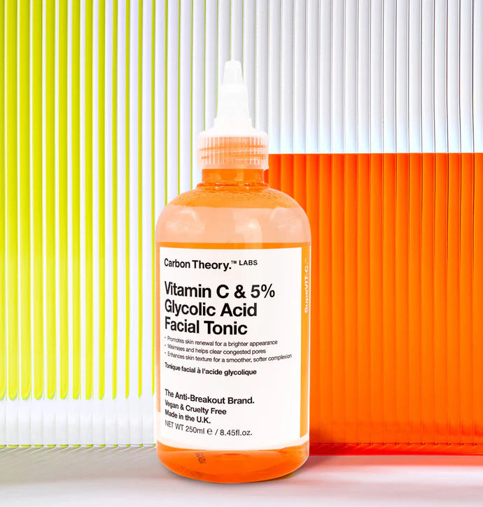 Carbon Theory Vitamin C & 5% Glycolic Acid Facial Tonic 250 ml