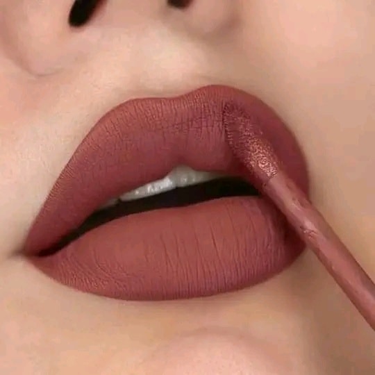 Wet n Wild Megalast Liquid Catsuit Matte Lipstick - Give Me Mocha