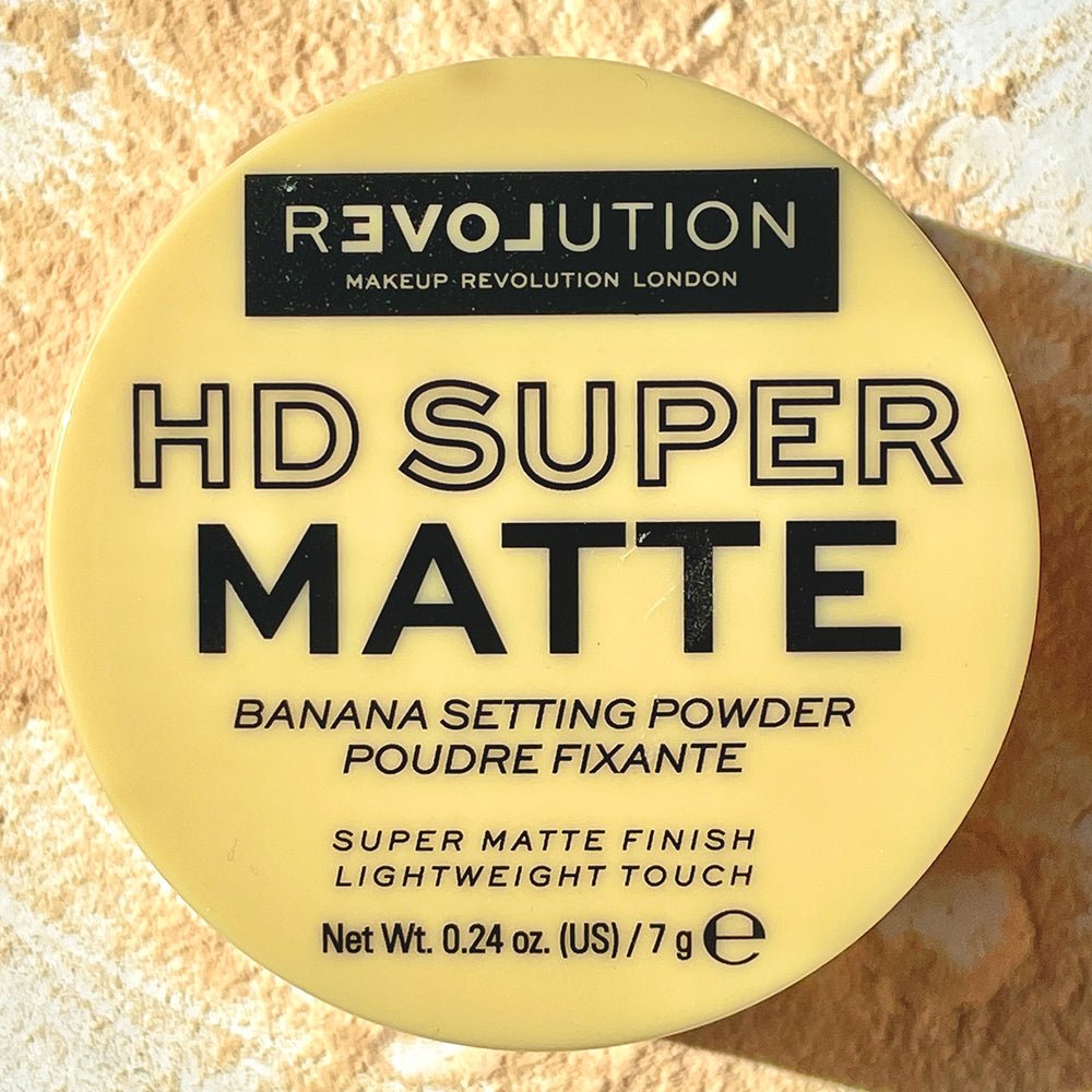 Revolution Relove HD Super Matte Banana Powder - Setting Powder