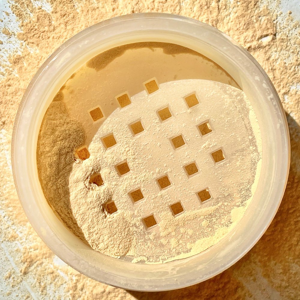 Revolution Relove HD Super Matte Banana Powder - Setting Powder
